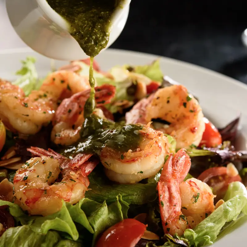 SALADA DE CAMARÃO