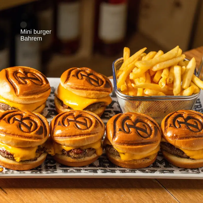MINI CHEESE BURGER