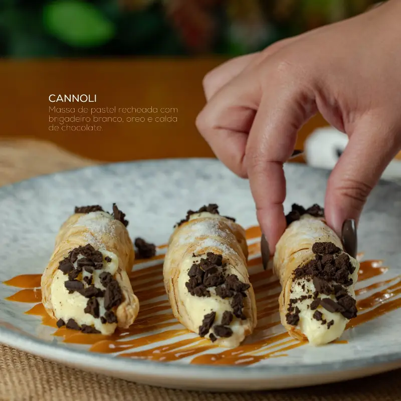 CANNOLI