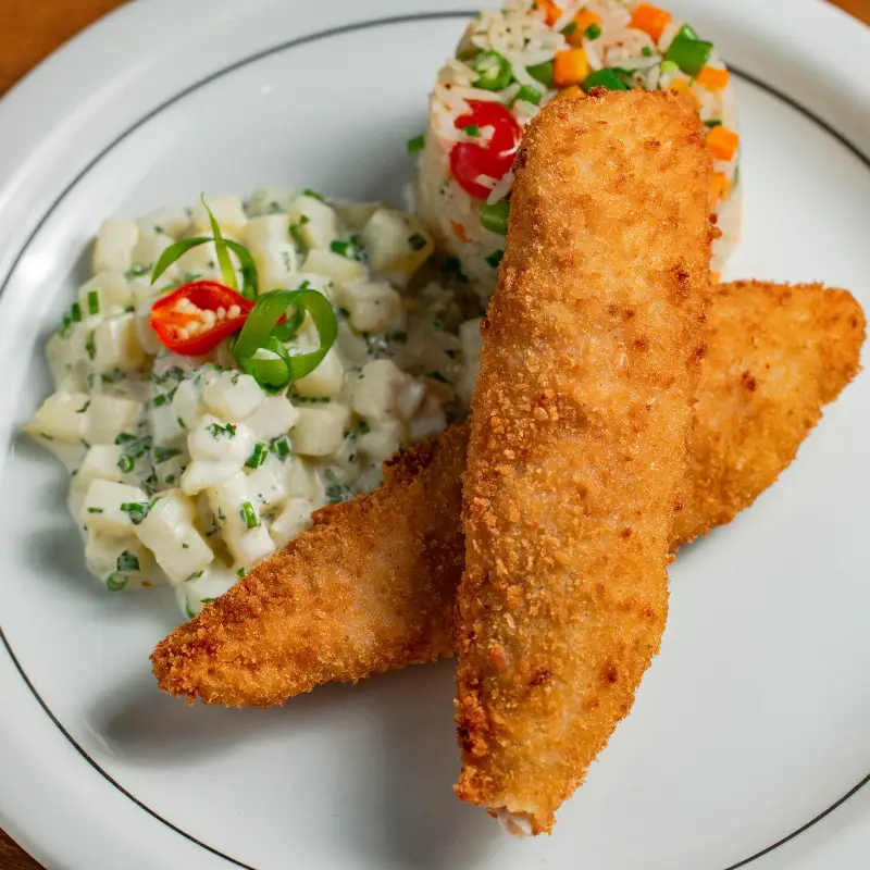 Filé de peixe à milanesa